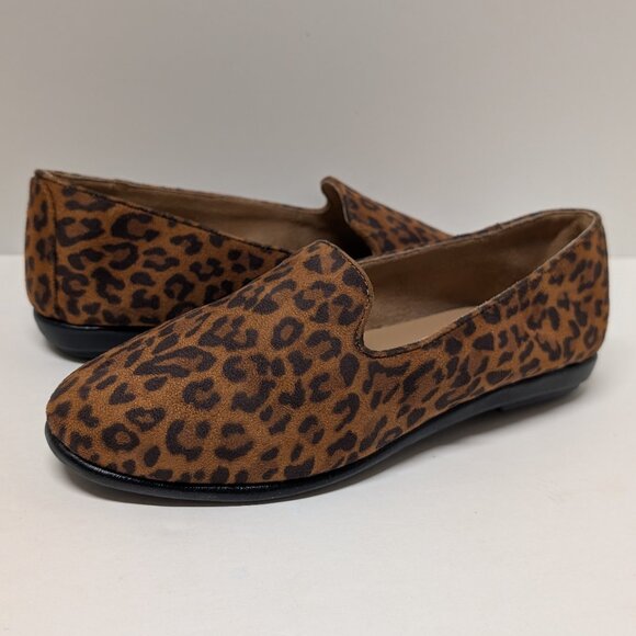 Aerosoles 'Betunia' Loafer in Leopard Print - Picture 1 of 16